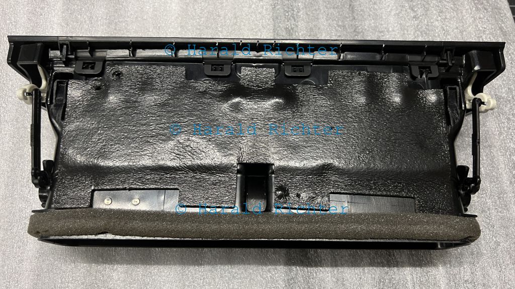 Lüftungsgitter E85 FL (6).jpg